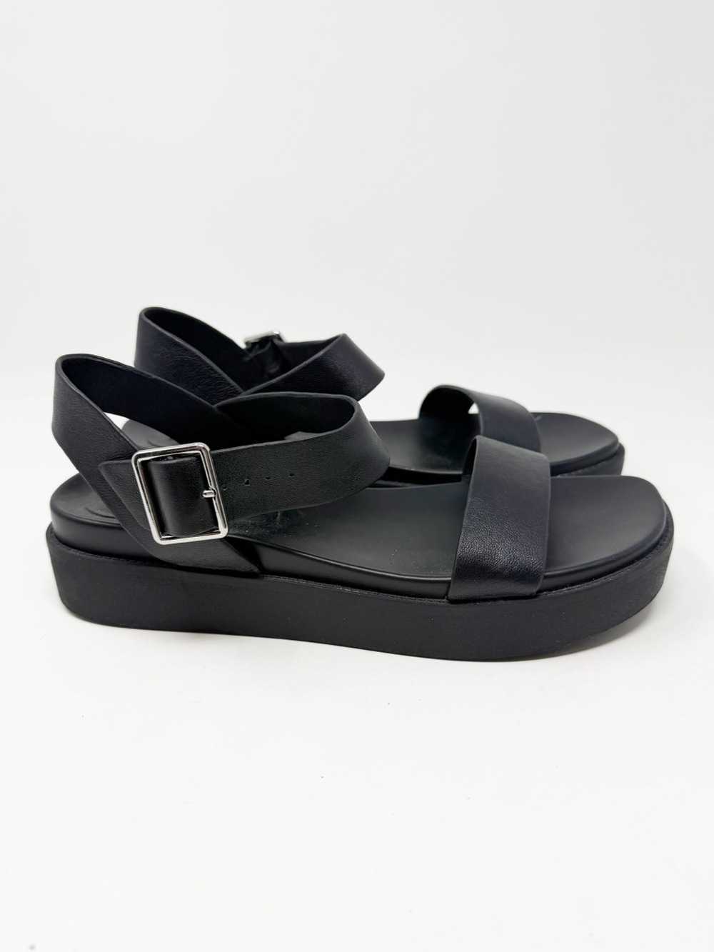 Steve Madden Rileey Black Sandal 8